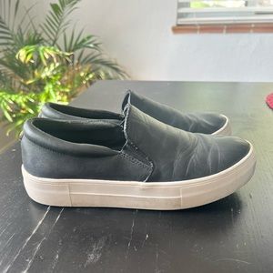 Steve Madden Leather Sneaker